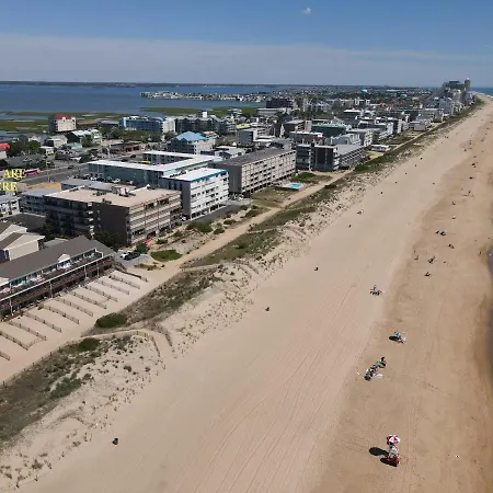 Sunny Beach Getaway A1 Ocean Block Walk To Beach